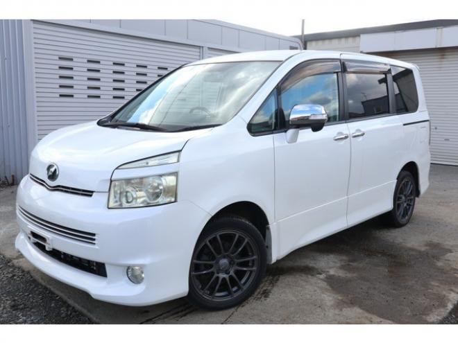 ヴォクシー2.0 ZS 煌 4WD　両側パワースライドドア・ナビ・TV・バックカメラ・エンスタ・パドルシフト 2000