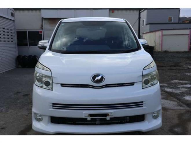 ヴォクシー2.0 ZS 煌 4WD　両側パワースライドドア・ナビ・TV・バックカメラ・エンスタ・パドルシフト 2000