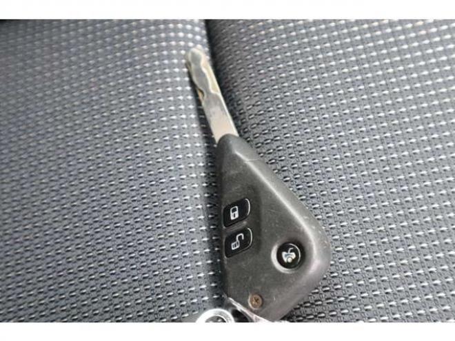 レガシィB4 2.0 GT スペックB 4WD　5速マニュアル・ターボ・キーレス・Tベル交換済み・サンルーフ 2000