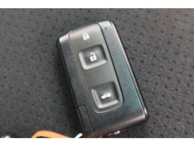 クラウンアスリート 2.5 i-Four 4WD　ナビ・TV・Bカメラ・スマートキー 2500