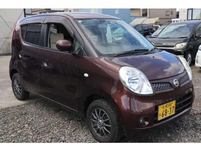 モコE FOUR ショコラティエ 4WD　スマートキー・R8/10月・走行4万キロ 660