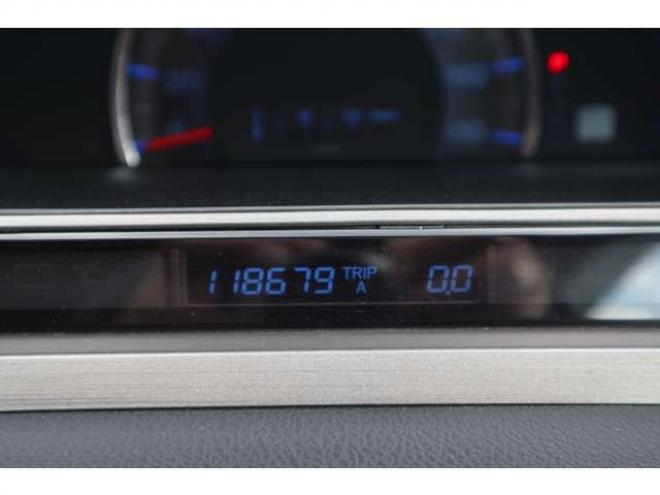 オデッセイ2.4 アブソルート 4WD　ナビ・TV・バックカメラ・Tチェーン式 2400