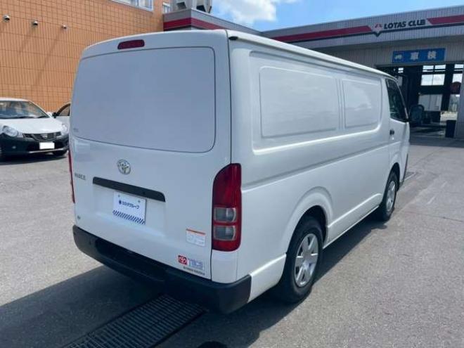 ハイエースバン2.8 中温冷凍バン ロング ディーゼルターボ 4WD　 2800