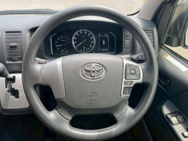 ハイエースバン2.8 DX ロング GLパッケージ ディーゼルターボ 4WD　 2800