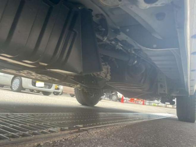 ハイエースバン2.8 中温冷凍バン ロング ディーゼルターボ 4WD　 2800