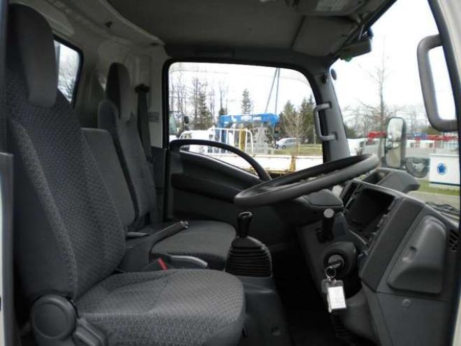 エルフ平ボディ　2PG-NPS88AR　 4WD 2990