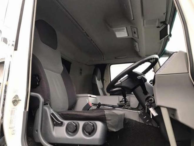 スーパーグレート平ボディ　原木運搬車　QPG-FV60VZ　 2WD 12800