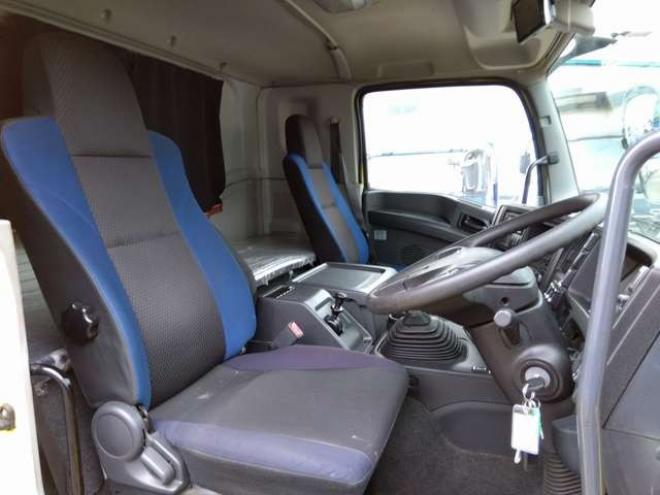 ギガ冷凍ウイング　QKG-CYJ77B 日本フルハーフ　 2WD 9830