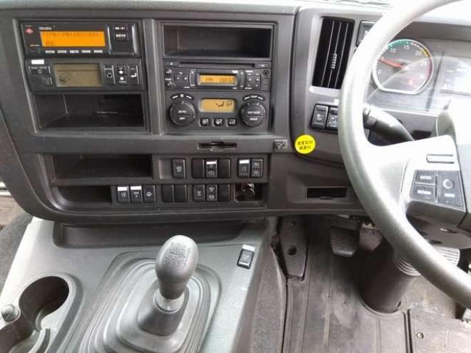 ギガ冷凍ウイング　QKG-CYJ77B 日本フルハーフ　 2WD 9830