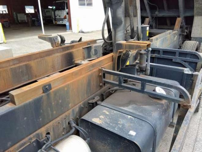 レンジャー深ダンプ　BDG-GK8JLWA 新明和工業　 2WD 7680