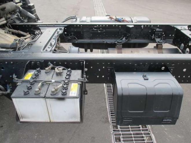 エルフキャブ付シャーシ　PA-NPR81R　ワイド　 2WD 4770