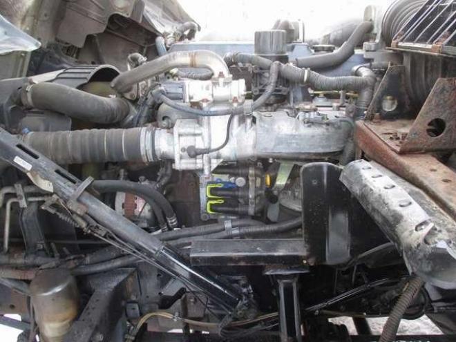 クオンチップ運搬車　ADG-CD4ZA　クオン　 2WD 13070