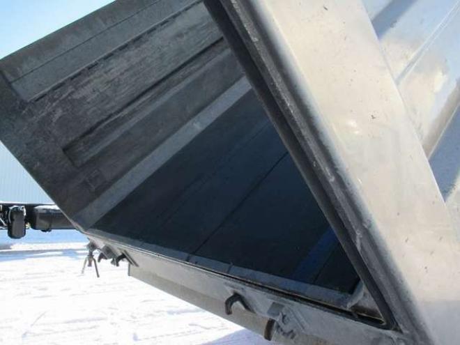 ギガ深ダンプ KL-CYZ51P3 水密式　水抜き穴有り　 2WD 14250