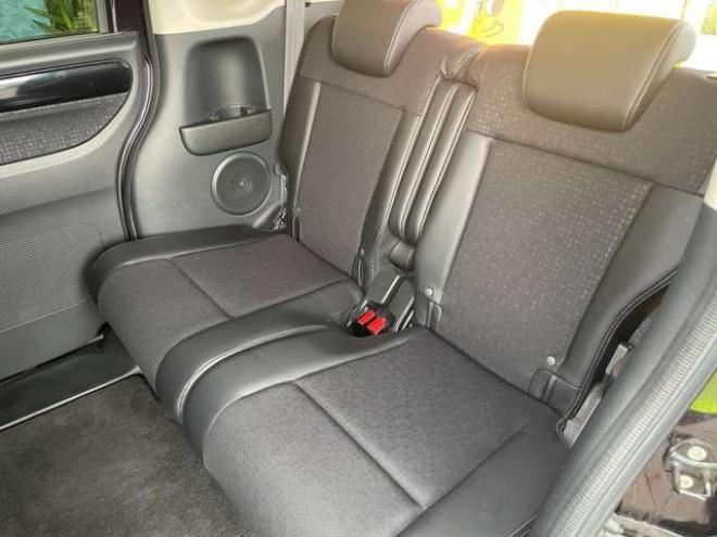 N-BOXカスタムG ターボSSパッケージ 4WD　1年走行距離無制限保証/Bluetooth/両側パワースライドドア/ナビTV/バックカメラ/純正ビルトインETC/純正エンジンスターター/全席シートヒーター/ハーフレザーシート/HID/クルーズコントロール/法定整備付き 660