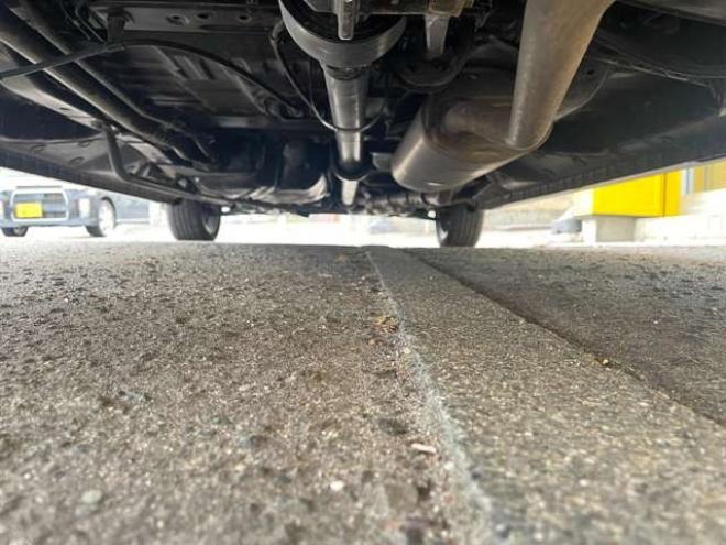 N-BOXカスタムG ターボSSパッケージ 4WD　1年走行距離無制限保証/Bluetooth/両側パワースライドドア/ナビTV/バックカメラ/純正ビルトインETC/純正エンジンスターター/全席シートヒーター/ハーフレザーシート/HID/クルーズコントロール/法定整備付き 660