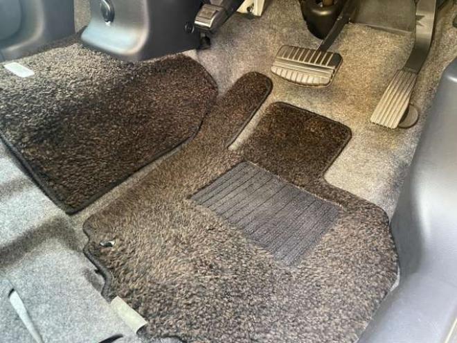 デイズハイウェイスターGターボ 4WD　1年間走行距離無制限保証/Bluetooth/ナビ・フルセグTV/全方位カメラ/純正エンジンスターター/ETC/シートヒーター/夏冬タイヤ付き/車検整備2年付き/法定整備/修復歴無し 660