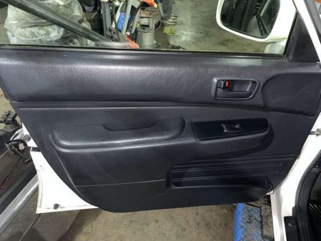 コンフォート元教習車ガソリンデラックス　5MT!検新規(2年付)市内コ・ミ・コ・ミ 2WD 2000