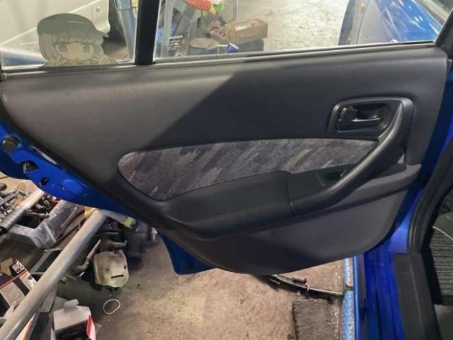 スカイライン2.5 25GT FOUR 4WD　5MT!4WD!検8年12月!市内コ・ミ・コ・ミ 2500