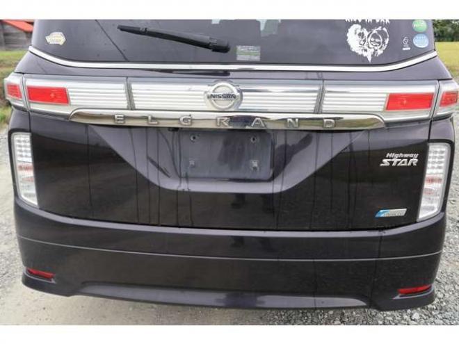 エルグランド2.5 250ハイウェイスター 4WD　検2年　両側電スラ　バックカメラ　ブルートゥース　自社　ローンカノウ 2500