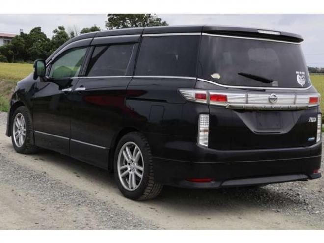 エルグランド2.5 250ハイウェイスター 4WD　検2年　両側電スラ　バックカメラ　ブルートゥース　自社　ローンカノウ 2500