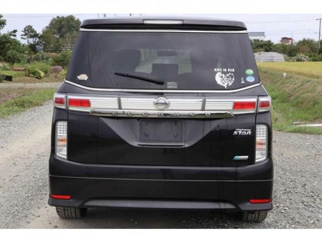 エルグランド2.5 250ハイウェイスター 4WD　検2年　両側電スラ　バックカメラ　ブルートゥース　自社　ローンカノウ 2500