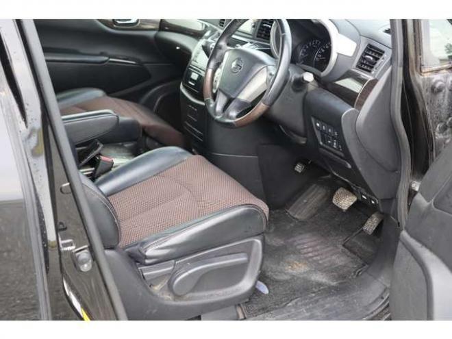 エルグランド2.5 250ハイウェイスター 4WD　検2年　両側電スラ　バックカメラ　ブルートゥース　自社　ローンカノウ 2500