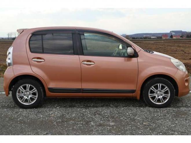 パッソ1.0 プラスハナ 4WD　検R8/6　自社　ローンカノウ 1000