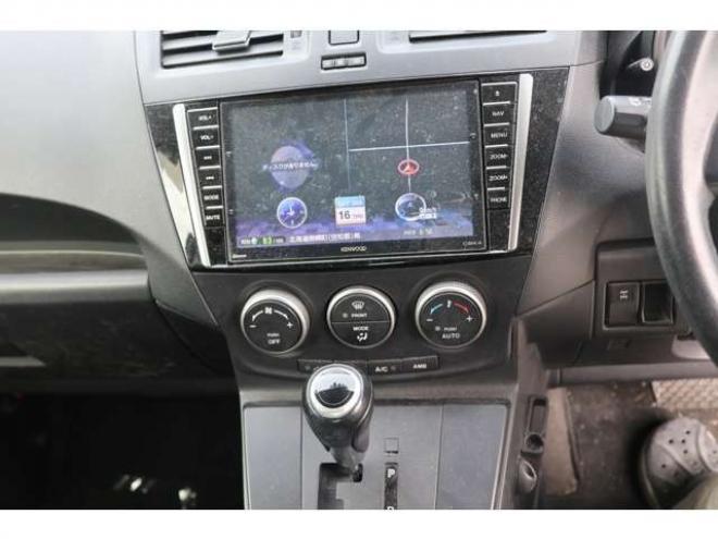 プレマシー2.0 20S 4WD　検2年　両側電スラ　バックカメラ　自社　ローンカノウ 正規輸入車 2000