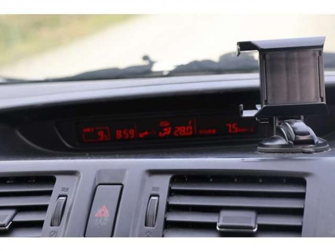 プレマシー2.0 20S 4WD　検2年　両側電スラ　バックカメラ　自社　ローンカノウ 正規輸入車 2000