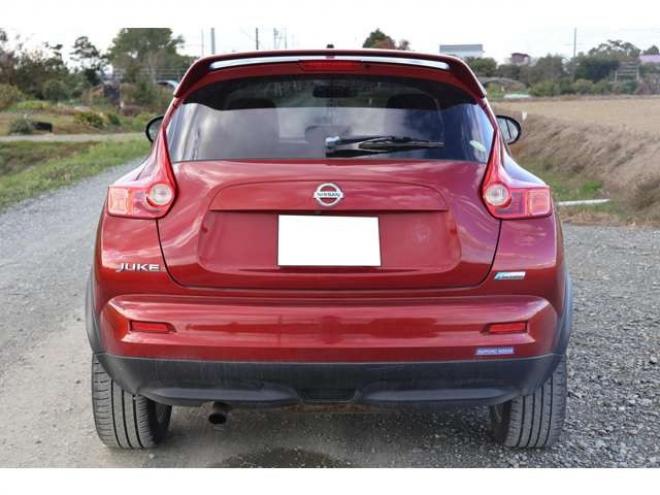 ジューク1.6 16GT FOUR 4WD　検2年　バックカメラ　自社　ローンカノウ 1600