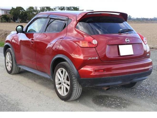 ジューク1.6 16GT FOUR 4WD　検2年　バックカメラ　自社　ローンカノウ 1600