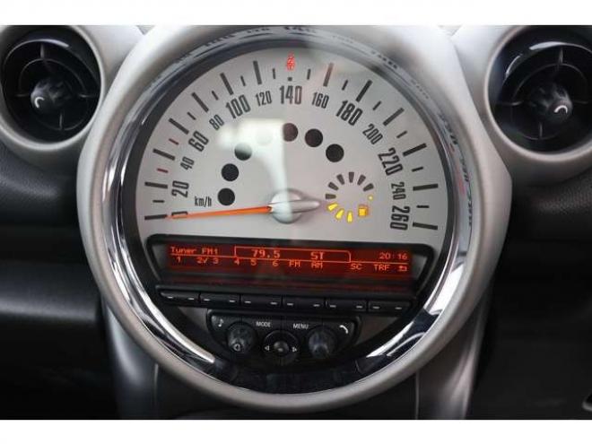 ミニクロスオーバー クーパーS オール4　検R8/8　4WD　レザーシート　純正アルミ　自社　ローンカノウ 正規輸入車 1600