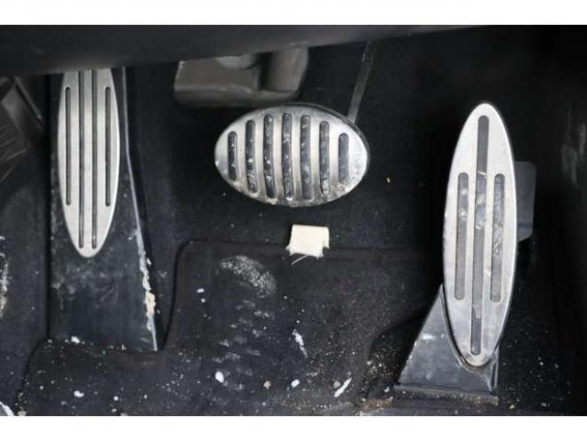 ミニクロスオーバー クーパーS オール4　検R8/8　4WD　レザーシート　純正アルミ　自社　ローンカノウ 正規輸入車 1600