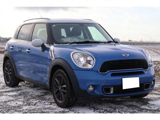 ミニクロスオーバー クーパーS オール4　検R8/8　4WD　レザーシート　純正アルミ　自社　ローンカノウ 正規輸入車 1600