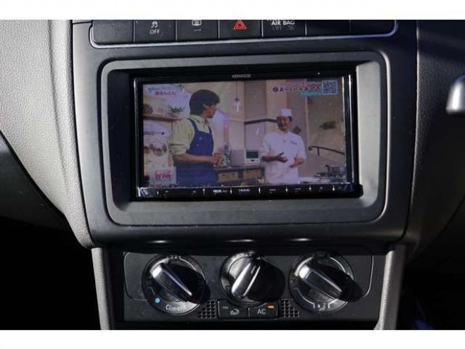 ポロ1.4 コンフォートライン　検R9/5　社外ナビ　バックカメラ　TV　自社　ローンカノウ 正規輸入車 2WD 1400