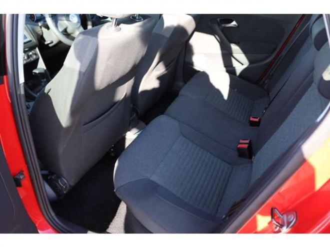 ポロ1.4 コンフォートライン　検R9/5　社外ナビ　バックカメラ　TV　自社　ローンカノウ 正規輸入車 2WD 1400