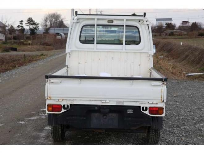 サンバートラック TB 三方開 4WD　検2年　4WD　自社　ローンカノウ 660