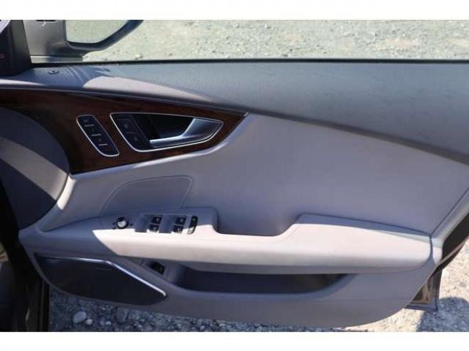 アウディA7スポーツバック 3.0 TFSI クワトロ 4WD　検2年　クルコン　シートヒーター 正規輸入車 3000