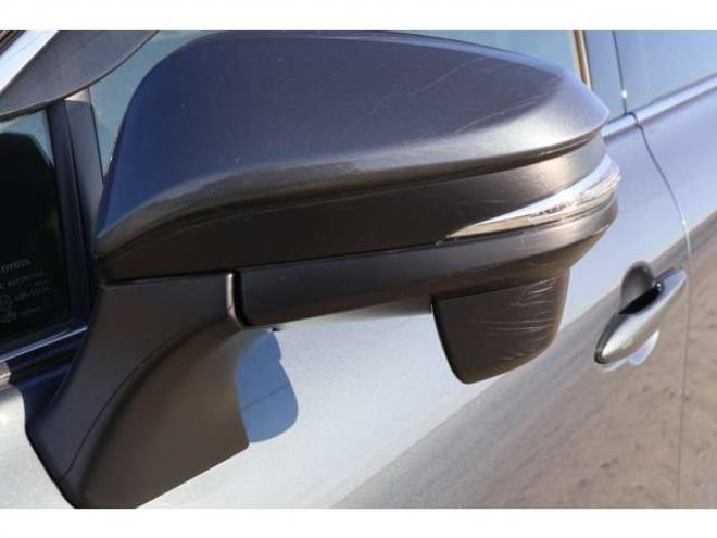 ハリアー2.0 S 4WD　検R9/7　本州仕入　バックカメラ　トヨタセーフティセンス 2000