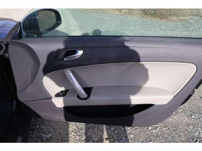 アウディTT クーペ 3.2 クワトロ 4WD　検2年　地デジ　HDD　バックカメラ　革シート　パドルシフト　　ドラレコ　ETC 社外ホイール　キーレス　自社　ローンカノウ 正規輸入車 3200