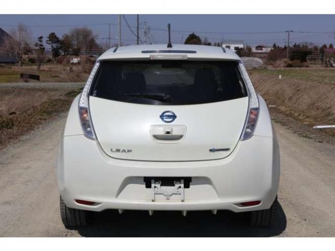 リーフG　検2年　自社　ローンカノウ 2WD 不明