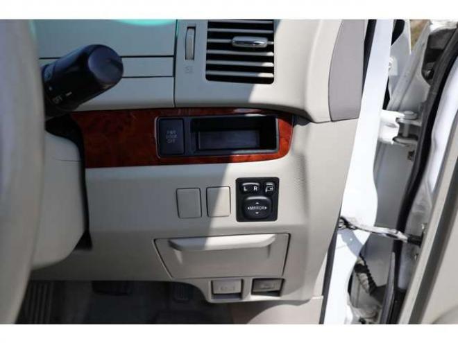 エスティマ2.4 アエラス Gエディション 4WD　検2年　自社　ローンカノウ　両側電スラ 2400