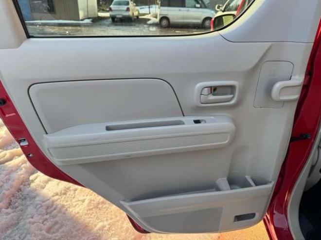 ワゴンRハイブリッド FX 4WD　ナビ　TV　Egスターター　Bluetooth　12か月点検済　下廻り防錆塗装済 660