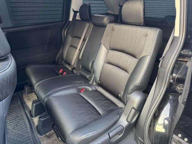 オデッセイ2.4 アブソルート EX 4WD　両側Pスライド　ナビ　TV　Bカメラ　Bluetooth　ハーフレザーシート 2400