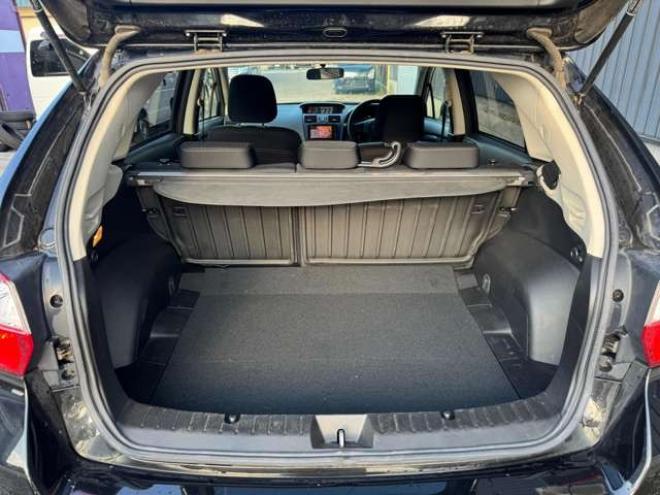 インプレッサスポーツ 1.6 i-L 4WD　ワンオーナー　夏冬タイヤ　ナビ　TV　アイドリングストップ 1600