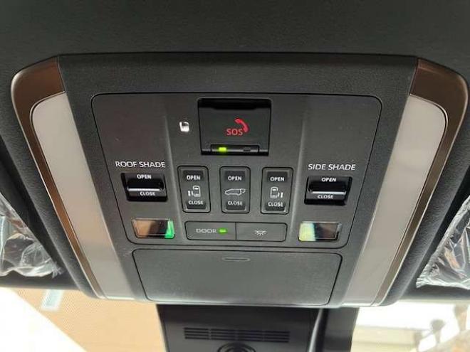 ヴェルファイアハイブリッド 2.5 Zプレミア E-Four 4WD　屋内保管・ワンオーナー・ブラウンレザー 登録済未使用車 2500