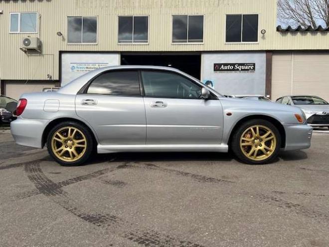 インプレッサSTI 2.0 WRX 4WD　6速MT・法定12ヵ月点検整備付 2000