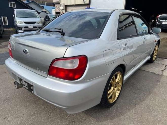インプレッサSTI 2.0 WRX 4WD　6速MT・法定12ヵ月点検整備付 2000