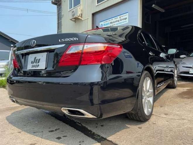 レクサスLSハイブリッド 600h バージョンS Iパッケージ 4WD　HVバッテリー交換済み・検令和8年9月 5000