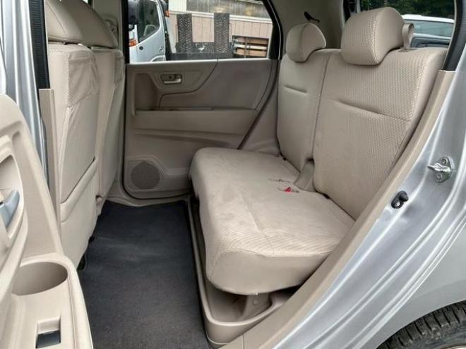 N-WGNＧ　ドライブレコーダー　バックカメラ　ナビ　スマートキー　アイドリングストップ　電動格納ミラー　ベンチシート　ＣＶＴ　Ｂｌｕｅｔｏｏｔｈ　エアコン　パワーステアリング　パワーウィンドウ 4WD 660 5Dr